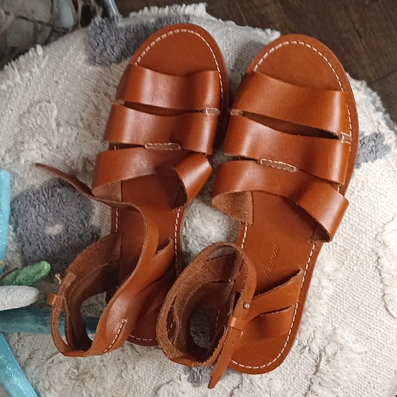 Tommy Bahamas🌴 Tan sandals❤️❤️❤️ - Picture 2 of 8